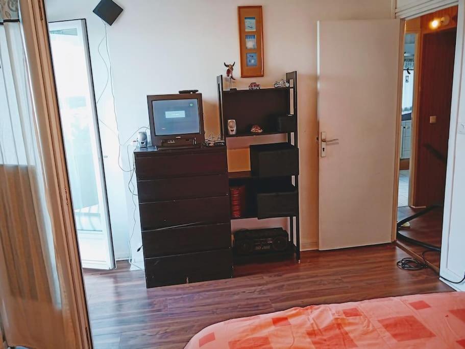 Mais 6P, Jard-Pk, 10'Paris. 5' Hop Foch,Vue Paris. Suresnes Exterior photo